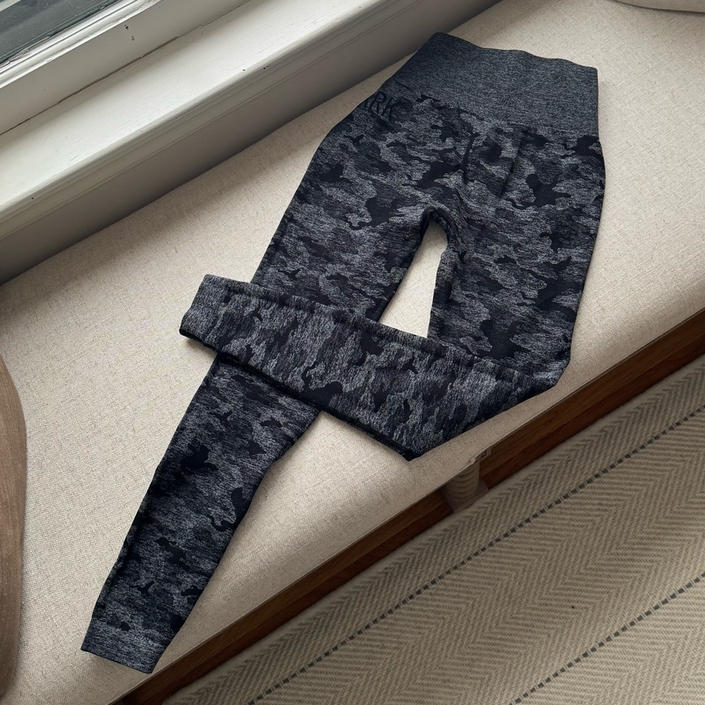 Gymshark Black Camo Leggings